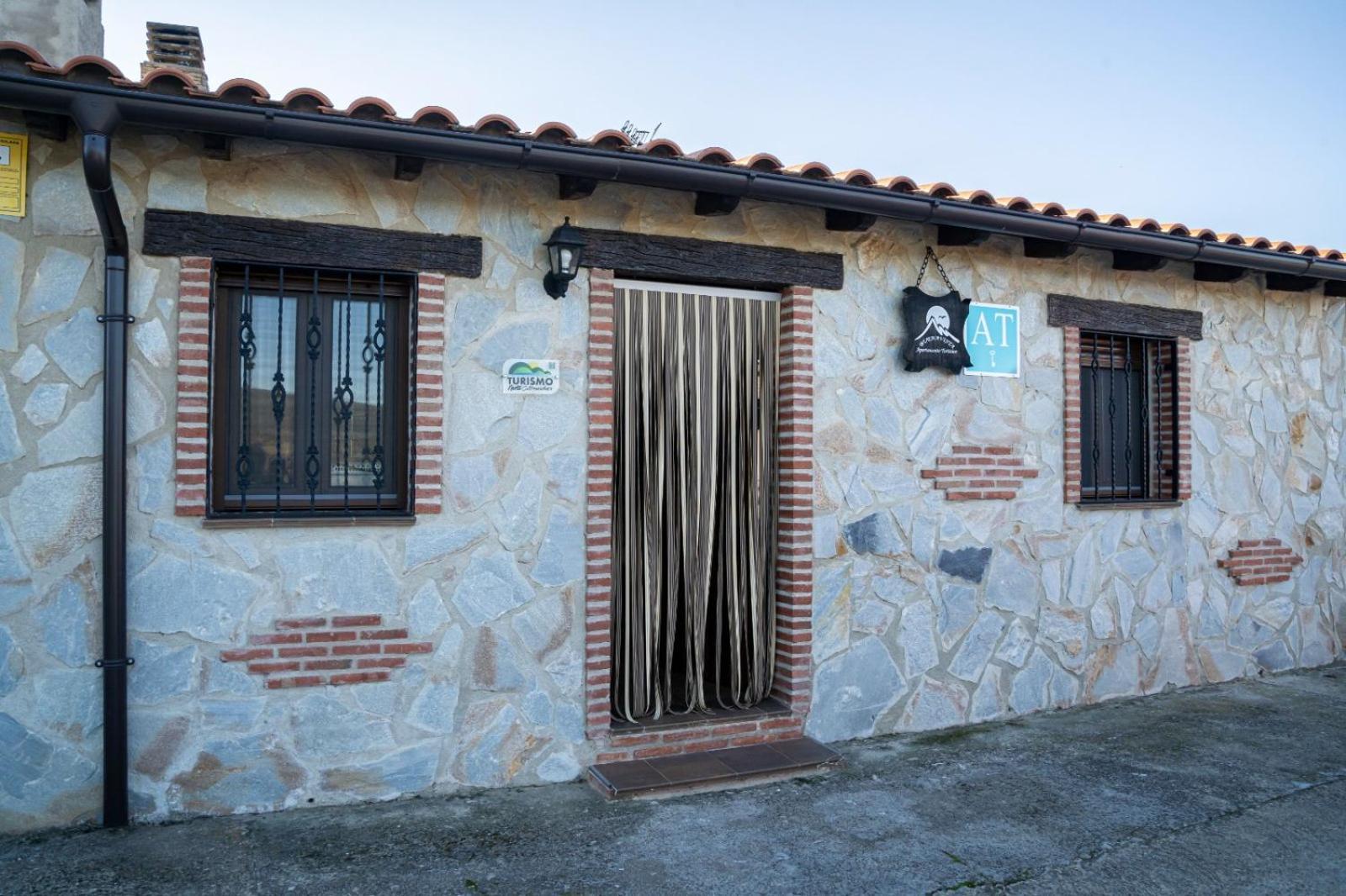 Valle del Ambroz, apartamento Buenavista con jacuzzi y jardín privado Abadía Exterior foto